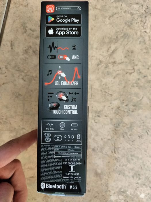 Słuchawki bezprzewodowe JBL Tune BUDS