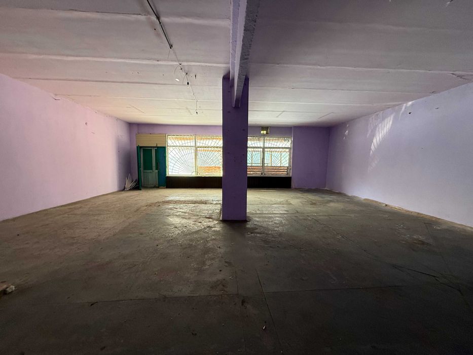 Продаж магазину в селищі Згурівка 250 м2 гарна локація