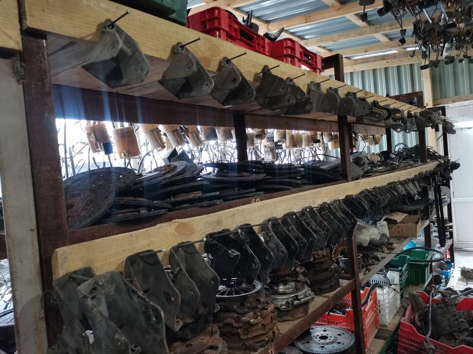 АВТОРАЗБОРКА автомобилей Мицубиси в Запорожье