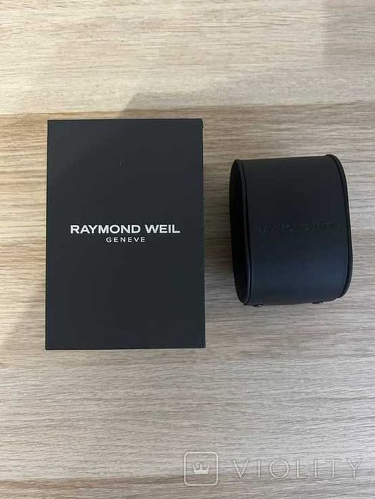 Годинник Raymond Weil Tango