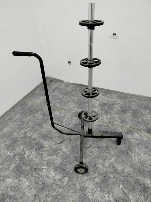 Stojak na koła używany