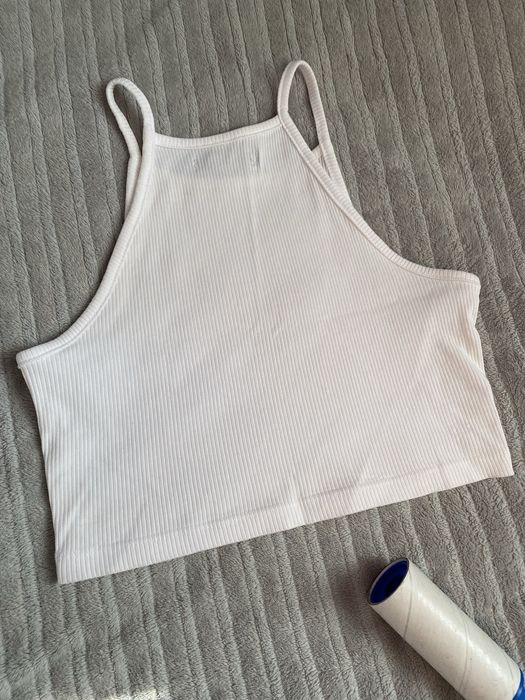 Білий топ, sinsay