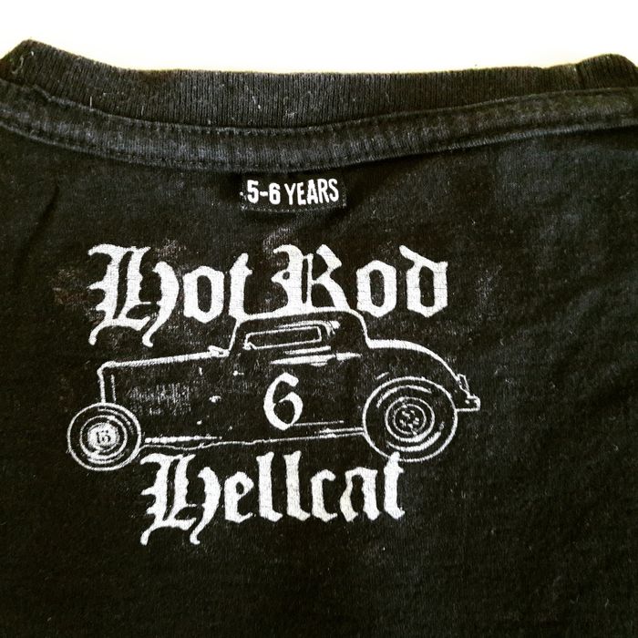 Custom/retro/vintage t-shirt hotrod hellcat