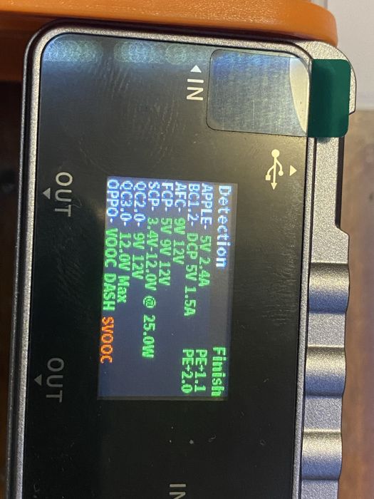 Безкоштовно збірка та тест повербанка