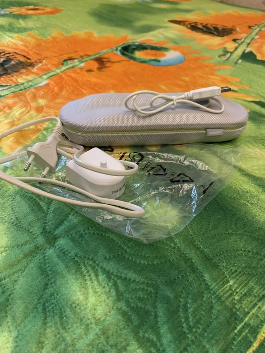 Зарядний пристрій для зубних щіток philips sonicare