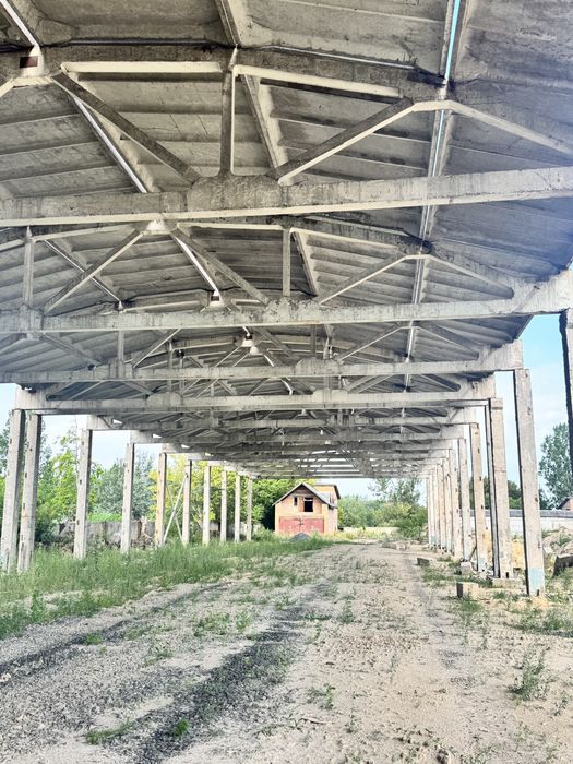 Продаж виробничо-складського комплексу з приватною земельною ділянкою