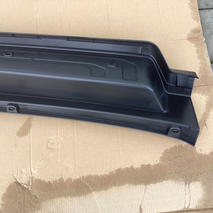 Задній Бампер Ступенька Volkswagen Crafter 2021 рік