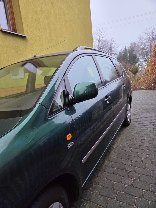 Sprzedam Toyote Avensis Verso