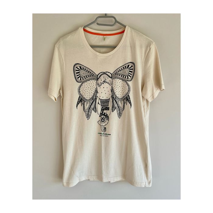 Nowy tshirt koszulka M United Colors of Benetton ćma owad print