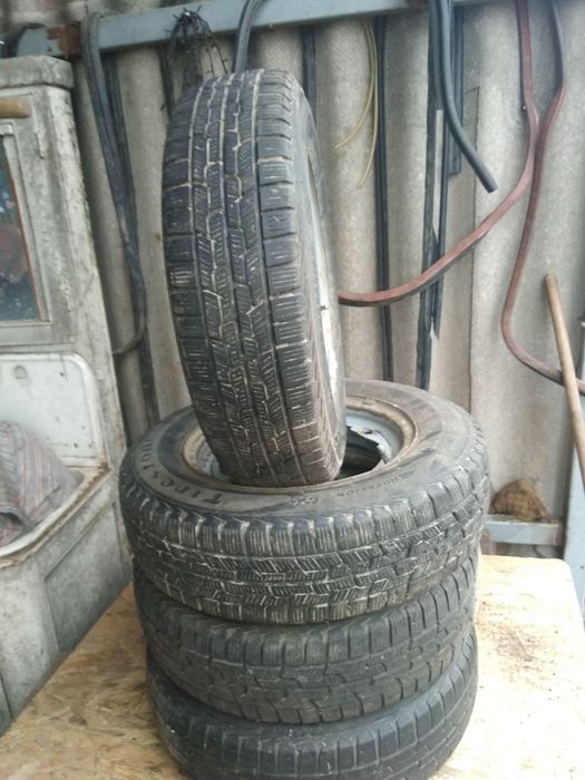 Резина з дисками  до Таврія R13