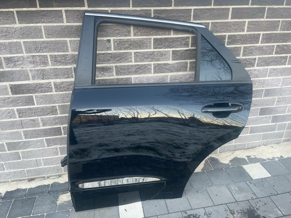 Двері задні для Kia NIRO || original Кіа Ніро 2 оригінал