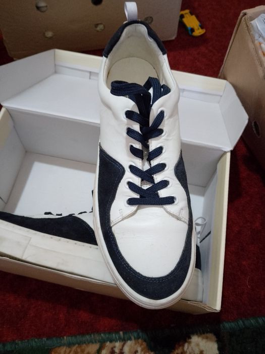 Кросівки(кеди) жіночі