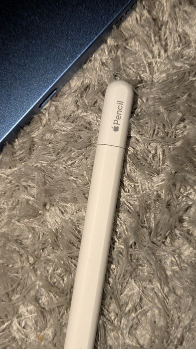Ipad Geração 11 (a16) com garantia + caneta, carregador e capa