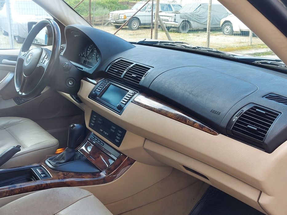 BMW X5 — fotografia 8