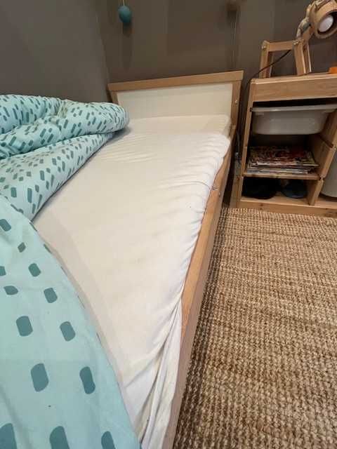Cama Criança Ikea modelo SNIGLAR 70x160