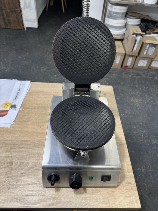 Вафельница б/у,вафельниця б/в