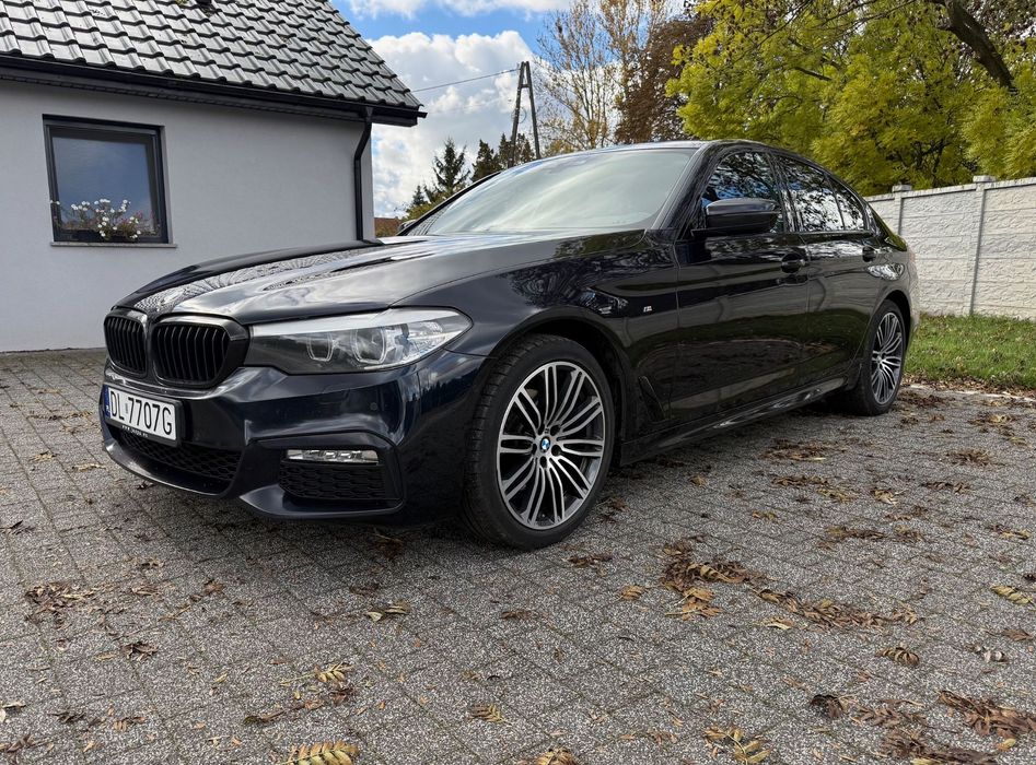 BMW Seria 5 BMW 520d xDrive pakiet M Sport zewnętrzny oraz wewnętrzny