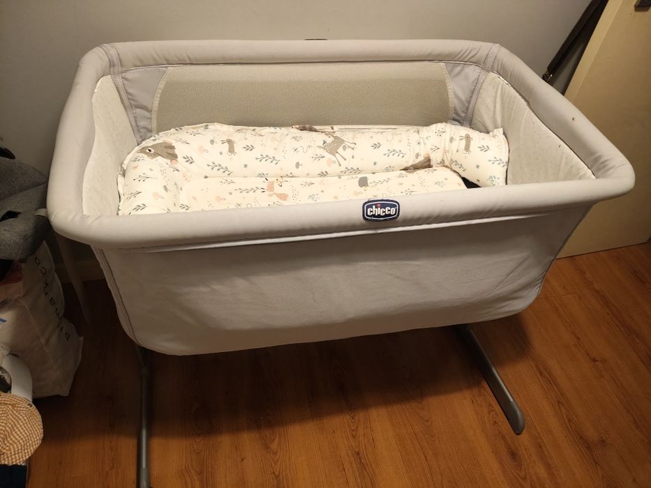 Berço Chicco Next2Me + Ninho para Bebé (Oferta)