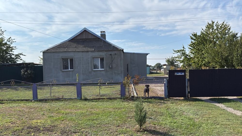 Продається гарний будинок в с.Камʼяне