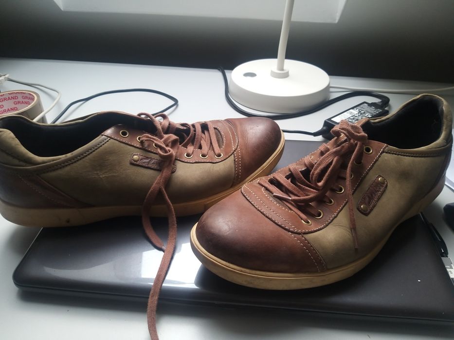 Buty Clanks rozmiar 9,5