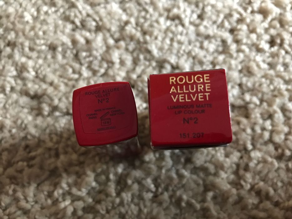 Chanel Rouge Allure Velvet No 2 pomadka do ust szminka