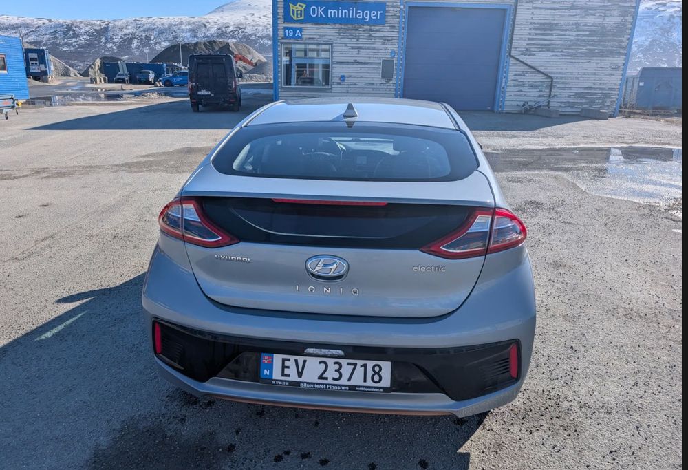 Hyundai Ioniq 2017 року 28кВт з Європи!
