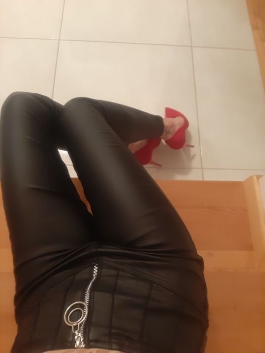 Spodnie woskowane wysoki stan z suwakiem S