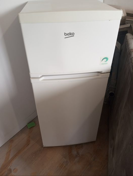 Холодильник Беко.