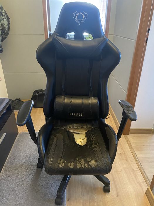 fotel gamingowy diablo og wersja z 2018 roku