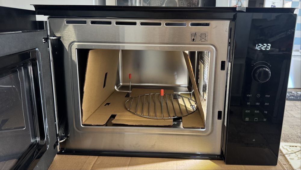 Micro-ondas BOSCH BEL554MB0 (25 L - Com Grill - Inox)