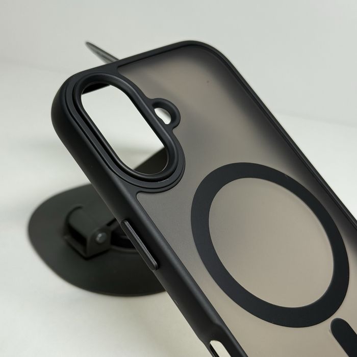 Чохол iphone 17. Чехол айфон 17 матовый з магсейф