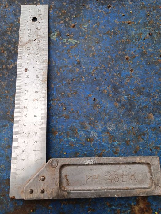 Угольник металлический ИР-486А 250 мм Назрань СССР