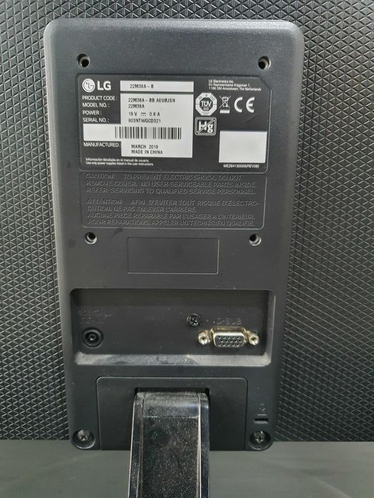 Monitor LG modelo 22M38A