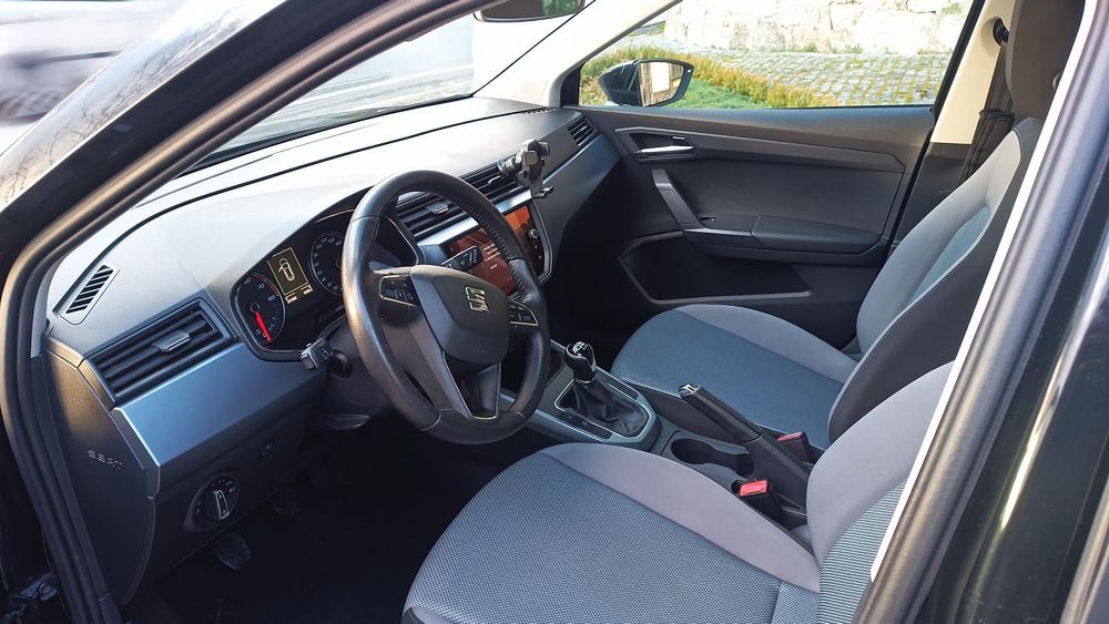 SEAT Arona 1.0 TSI 115cv –  Preto | Excelente Estado