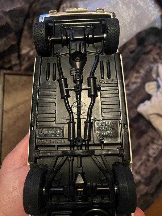 Miniatura 1:18 Rolls-Royce camargue