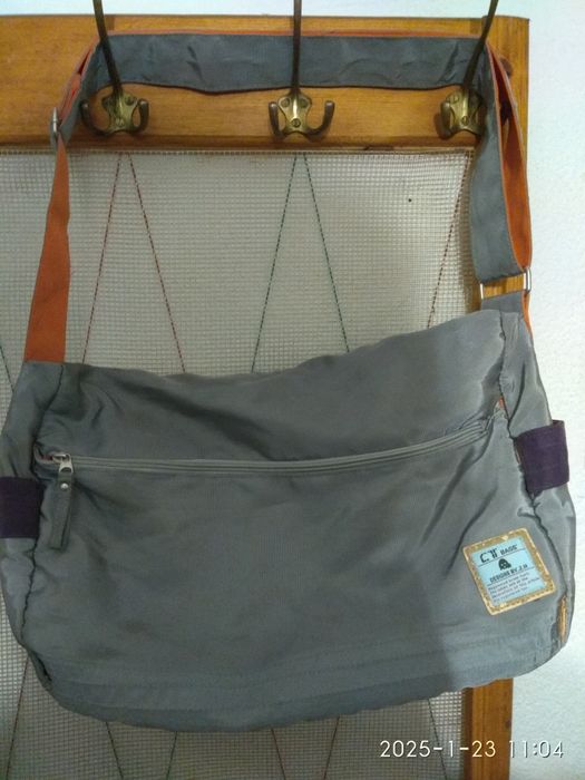 Сумки дорожні нові та вживані