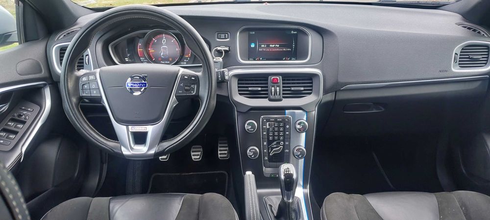 Volvo V40 R-Design 2.0 Diesel