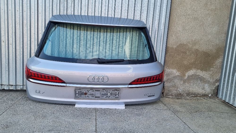 Задні стопи ауді q7 4m рестайлінг