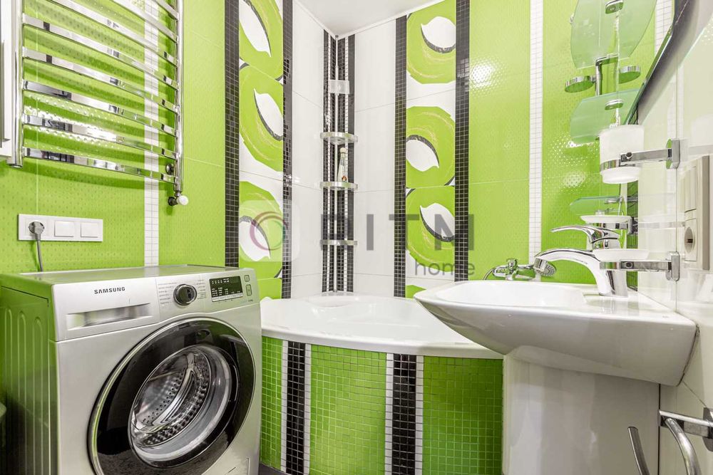 Продаж 3 кімнатна квартира з ремотом, Шевченківський район.