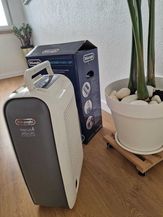 DESUMIDIFICADOR DeLonghi económico, silencioso | DeLonghi Tasciugo Ariadry Light