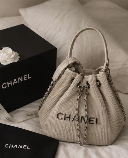 Сумка Chanel бочка плісована