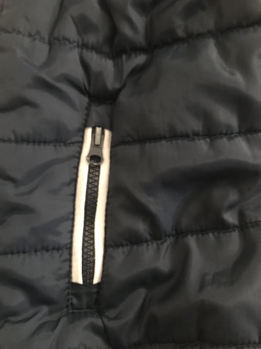 Colete com capuz, impermeável