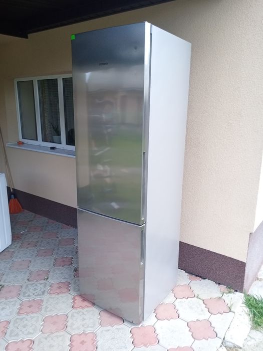 Siemens холодильник 2 м висоти в нержавійці