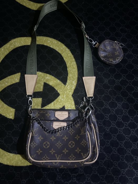 Продам сумку Louis Vuitton б/у