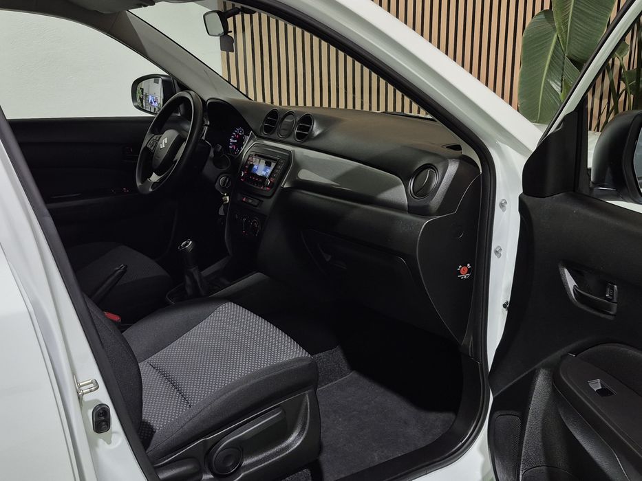 Suzuki Vitara — fotografia 4