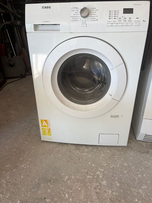 Máquina lavar roupa 8 kg Aeg