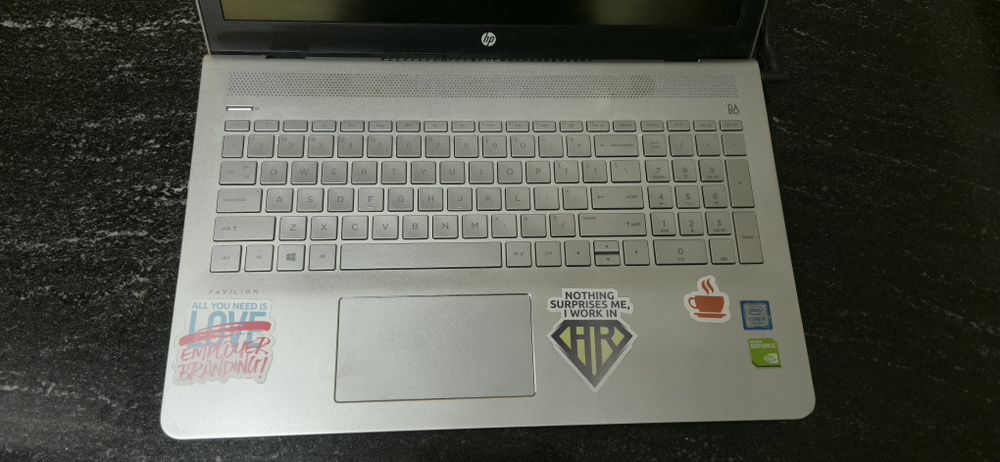 Laptop HP Pavilion 15 - cc502nw