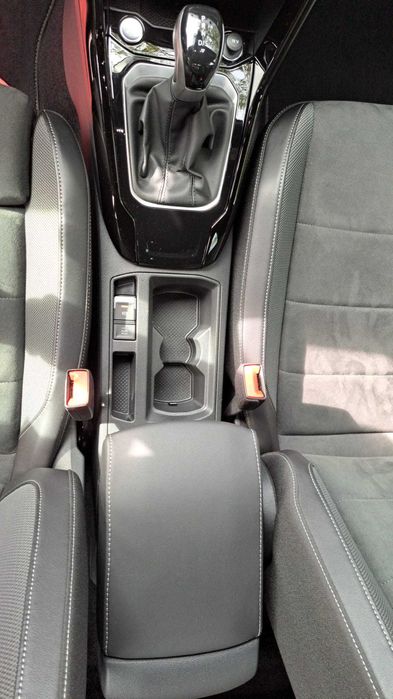 T-Roc 1.5 TSI 150 DSG R-LINE