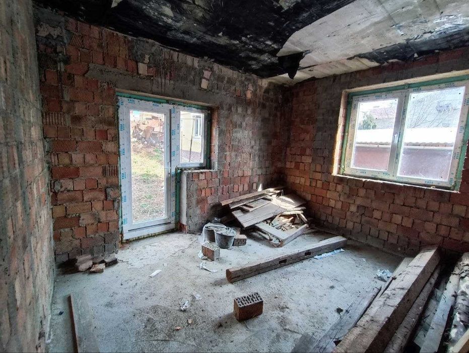 Будинок 280 м\2 + 7 соток для IT компанії в центрі Чернівці