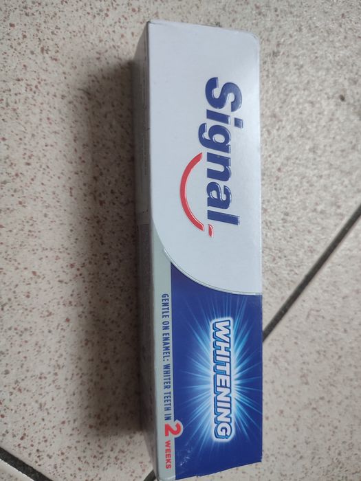 Sprzedam pasty signal whitening